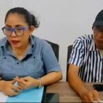 Kuasa hukum Ishak Hamzah, Maria Monika Veronika Hayr, memberi keterangan pers usai putusan pra-peradilan PN Makassar yang membatalkan status tersangka kliennya.