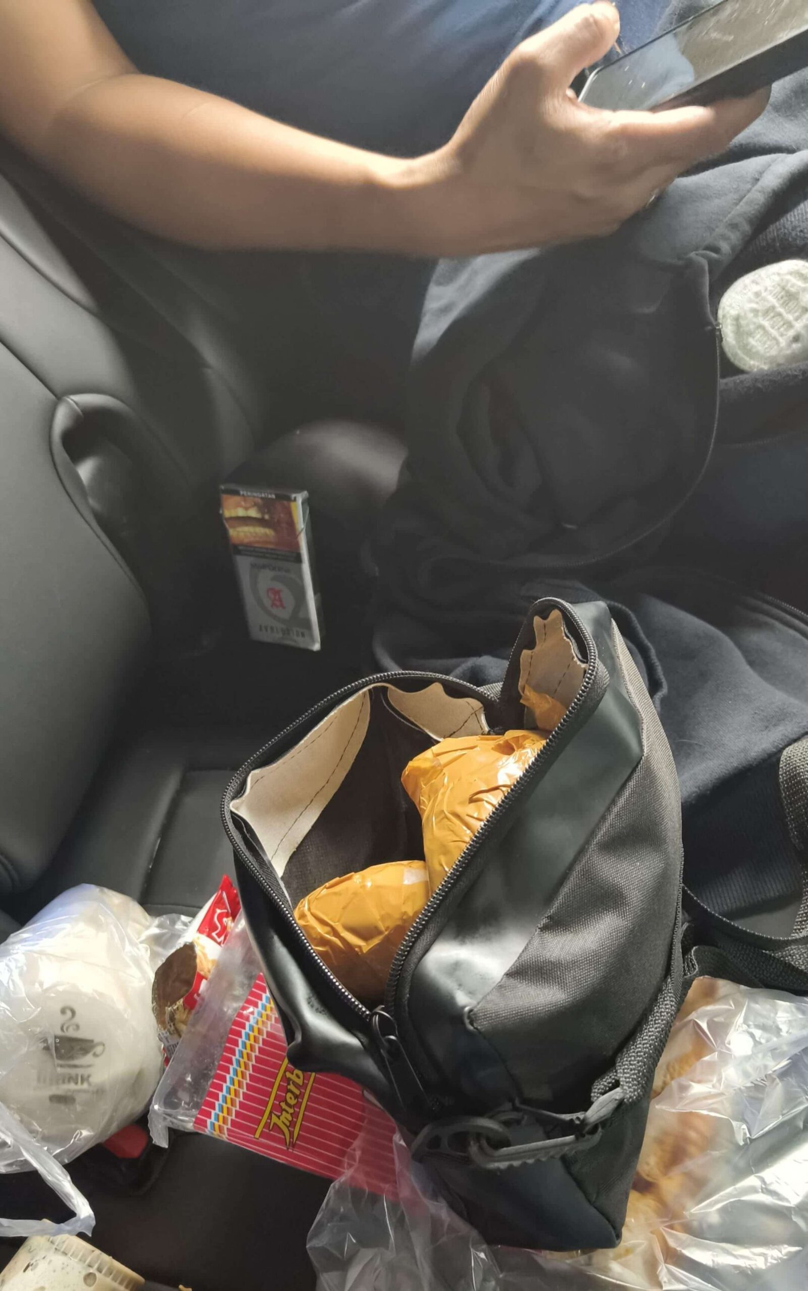 Dua Pria Ditangkap Bawa 298 Gram Sabu di Tol Bangkinang, Satu Dapat Perintah dari Narapidana Lapas 2 IMG 20251006 WA0027 scaled