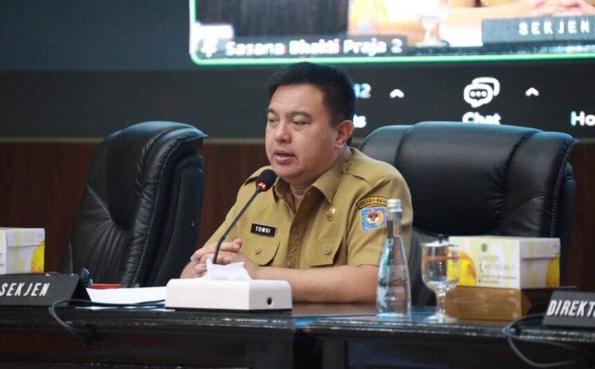 Sekjen Kemendagri memimpin rapat pengendalian inflasi di Jakarta, menekankan pentingnya peran Pemda menjaga stabilitas harga pangan agar tetap terjangkau bagi masyarakat.