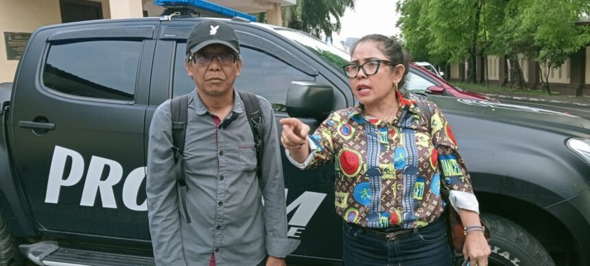 Kuasa hukum Ishak Hamzah melaporkan oknum polisi ke Propam Polda Sulsel, soroti dugaan ketidakprofesionalan penanganan kasus, (6/10/2025).