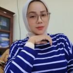 Ketua PWI Kabupaten Buru, Asma Payapo menegaskan: wartawan sejati bekerja dengan etika, bukan ancaman. Oknum yang meminta-minta uang bukan bagian dari PWI.