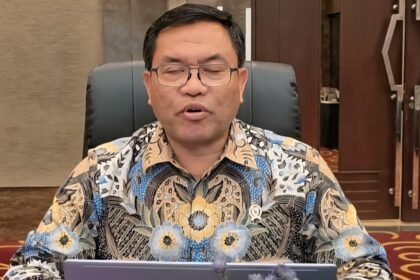 Wakil Kepala BGN Sony Sonjaya menjelaskan evaluasi ribuan usulan mitra SPPG untuk Program Makan Bergizi Gratis di Jakarta, Jumat (17/10/2025).