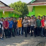 Satlantas Polres Gowa Ajak Siswa SMKN 3 Gowa Pahami Tertib Lalu Lintas dan ETLE 5 Satlantas Polres Gowa bersama siswa SMKN 3 Gowa usai sosialisasi tertib berlalu lintas dan ETLE dalam program Police Goes to School, (21/10/2025).