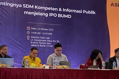 Para narasumber dalam FGD “Pentingnya SDM Kompeten & Informasi Publik Menjelang IPO BUMD” di Graha Finelink, Jakarta, membahas strategi PAM Jaya menuju BUMD modern yang transparan dan berdaya saing global.