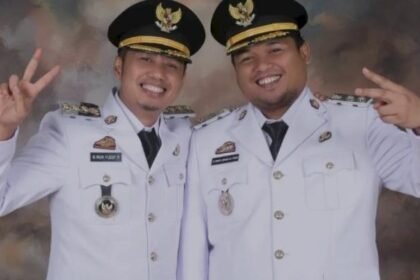 Dua pemimpin muda Enrekang dengan semangat yang sama: melayani dengan hati, bekerja untuk rakyat.