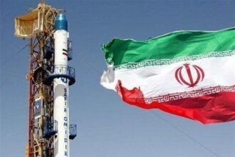 Satelit Nahid-2 menandai langkah maju Iran menuju kemandirian teknologi antariksa, setelah sukses melewati seluruh uji teknis di orbit. (mehr/ho)