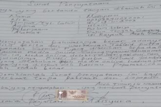 Korban kecelakaan, Massyura, menandatangani surat pernyataan bermeterai yang membantah tuduhan pemerasan dalam pemberitaan salah satu media. Ia menegaskan bahwa informasi yang disampaikan jurnalis Kasmidi Panjaitan adalah benar dan tanpa paksaan.