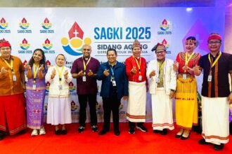 Warna keberagaman dalam satu iman — para peserta SAGKI 2025 tampil dengan busana adat, membawa semangat persaudaraan dan pengharapan bagi Gereja Katolik Indonesia.