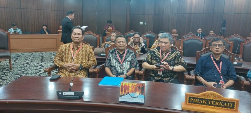 Sidang uji materi Pasal 8 Undang-Undang Nomor 40 Tahun 1999 tentang Pers kembali digelar di Mahkamah Konstitusi (MK), Senin (10/11/2025).