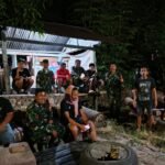 Patroli malam Koramil Enrekang, jaga kampung bersama, Jumat (14/11/2025).