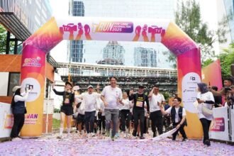 Menteri Keuangan Purbaya Yudhi Sadewa memimpin start Fun Run For Good Journalism 2025 yang digelar Forum Pemred di Jakarta, Minggu (16/11/2025), disambut antusias ratusan peserta.