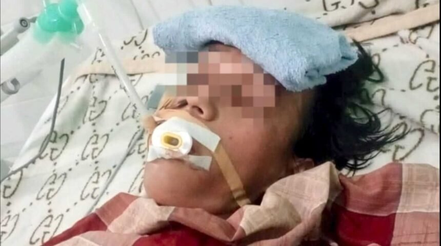 Pasien pendarahan otak di RS Fakfak terbaring kritis menunggu alat operasi yang belum tersedia, (16/11/2025).