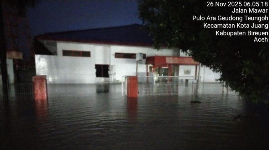 Bencana menyebabkan 23 STO terdampak, fiber optic putus, serta gangguan layanan mobile dan fixed broadband di sejumlah wilayah seperti Sibolga, Tapanuli Tengah, Nias, hingga 10 kabupaten/kota di Aceh.