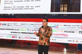 Pembicara Vincent Suriadinata, SH., MH., Managing Partner Mustika Raja Law Office menyampaikan materi terkait perlindungan hukum dan HKI di industri game dalam forum diskusi IGX 2025.