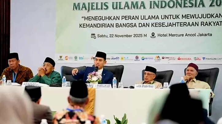 MUI menetapkan Fatwa Pajak Berkeadilan terkait Kenaikan PBB, menegaskan pentingnya evaluasi kebijakan pajak dan kemampuan wajib pajak. (Dok.MUI)
