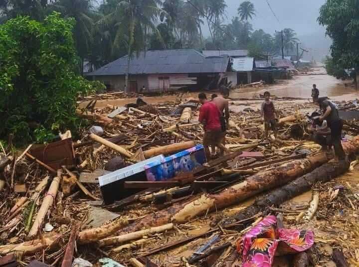 Bencana yang telah melanda tiga provinsi: Aceh, Sumatera Utara, dan Sumatera Barat, November 2025.