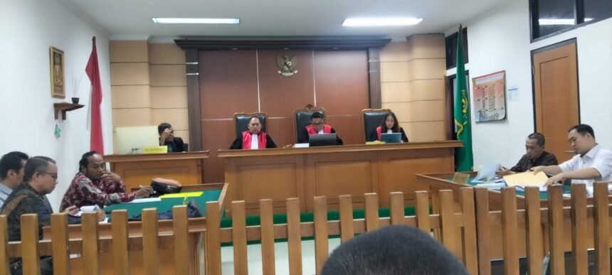 Sidang gugatan di Pengadilan Negeri (PN) Serang ditunda, sejumlah yergugat tak hadir, Selasa (2/12/2025).