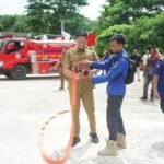 Pemerintah Kabupaten Enrekang menambah dua unit armada mobil pemadam kebakaran (Damkar) pada 2025.