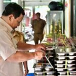 Presiden Prabowo Subianto meluncurkan Program Makan Bergizi Gratis (MBG). 
