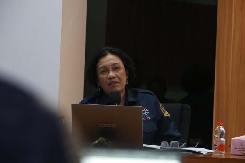 Deputi Pengawasan dan Pengendalian Manajemen ASN Hardianawati dari Badan Kepegawaian Negara menyampaikan keterangan terkait penangguhan sementara layanan kepegawaian Pemerintah Provinsi Sulawesi Barat akibat kebijakan pembebasan jabatan yang dinilai tidak sesuai prosedur manajemen ASN.