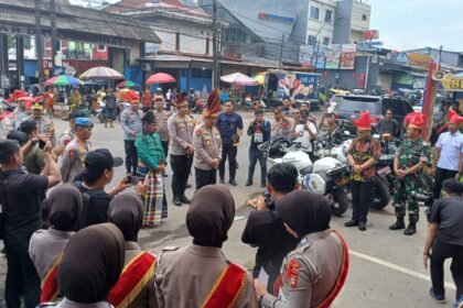 Kapolda Sulsel Irjen Pol. Djuhandhani Rahardjo Puro, S.H., M.H melakukan peninjauan dan pengecekan Pos Terpadu Operasi Ketupat Tahun 2026, Kamis (19/3/2026) siang lalu.