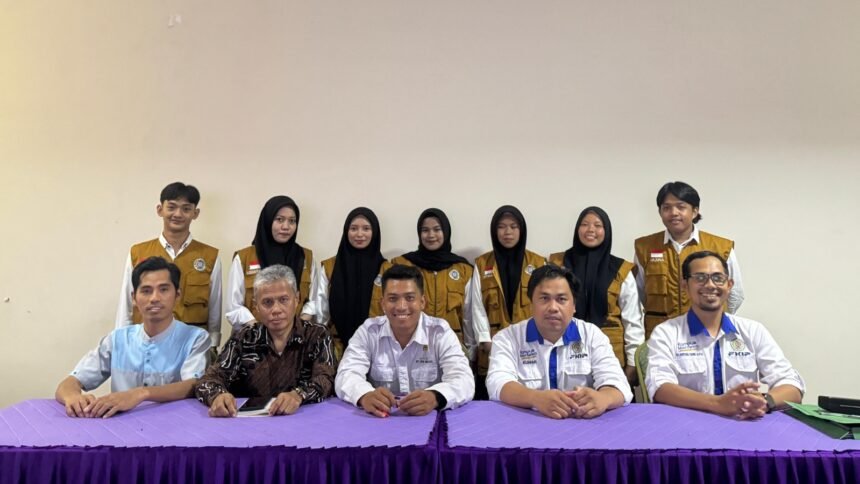 Pelepasan mahasiswa UNIMEN untuk Program Magang/KKN Internasional Batch VI di Krabi, Thailand. Tujuh mahasiswa siap membawa nama baik Enrekang dan Indonesia di kancah global.