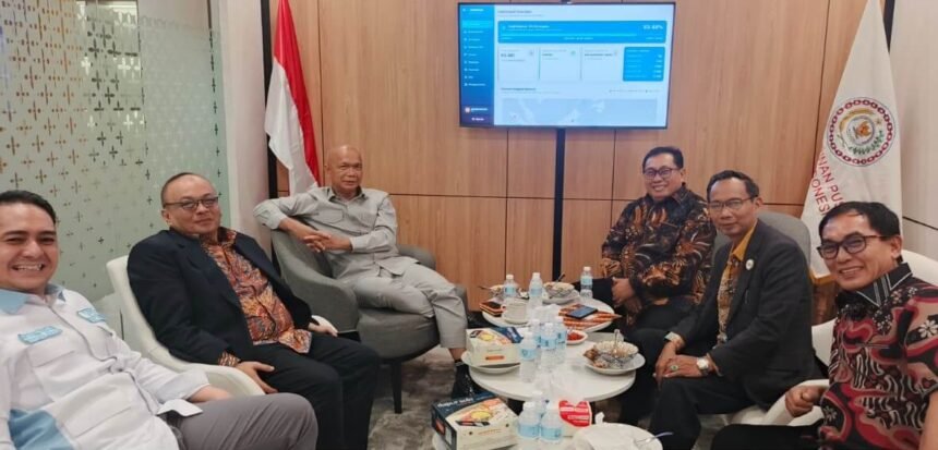 Audiensi SMSI dan ABPEDNAS di Jakarta bahas penguatan sinergi media dan tata kelola desa yang transparan serta berpihak pada masyarakat.