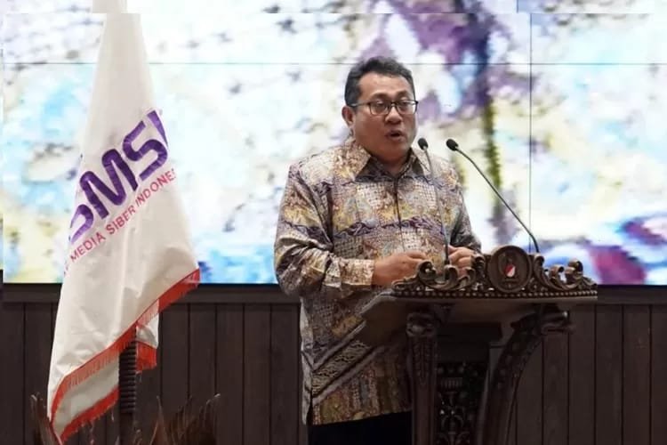 Drs. Firdaus, M.Si., Ketua Umum Serikat Media Siber Indonesia (SMSI) dan CEO TERAS Group.