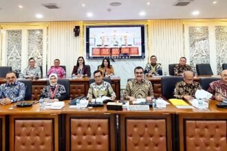 PERADI Profesional menyampaikan masukan dan tujuh rekomendasi strategis dalam RDPU bersama Pansus RUU Hukum Perdata Internasional (RUU HPI) di Kompleks Parlemen, Senayan, Jakarta, Senin (13/7/2026).