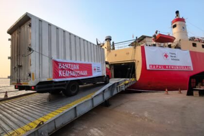 Bantuan kemanusiaan untuk masyarakat terdampak gempa bumi di Nusa Tenggara Timur (NTT), termasuk bantuan logistik seberat sekitar 258 ton dan dukungan tenaga kesehatan.