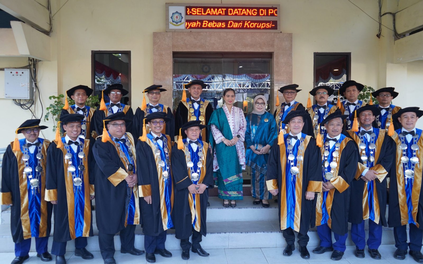 Devisa Pariwisata Indonesia Capai US$8,43 Miliar pada Semester I 2026 2 Wakil Menteri Pariwisata Ni Luh Puspa di kegiatan wisuda Politeknik Pariwisata Makassar di Makassar, Sulawesi Selatan, Sabtu (19/9/2026). (ft/ho/mediapesancom)