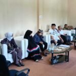 Audiensi awal digelar pada Selasa pagi lalu sekitar pukul 09.12 WITA di ruang Sekda Enrekang. Pertemuan tersebut dihadiri oleh ahli waris, perwakilan PT Kokon, dan Tim Gugus Tugas Reforma Agraria. Dari hasil audiensi tersebut, disepakati untuk melakukan pengecekan langsung di lokasi. (ft/ijy)