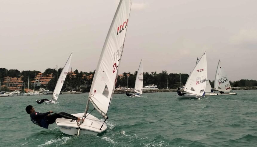 Peserta Kejuaraan Layar Piala Panglima TNI 2026 bersiap berkompetisi di perairan Batam, Kepulauan Riau, dalam ajang yang digelar 18 September 2026.