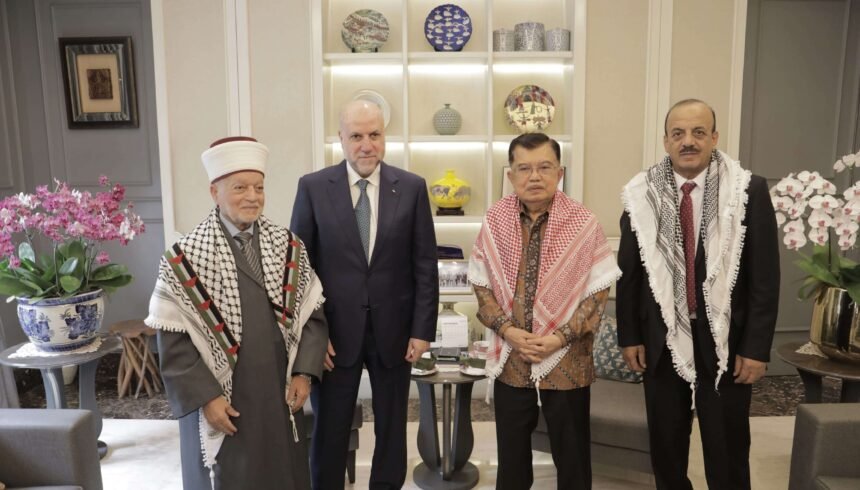 Pertemuan Ketua Palang Merah Indonesia (PMI) Jusuf Kalla dengan utusan Palestina di Jakarta, Senin (28/9/2026). (ft/rg/ho/mediapesancom)