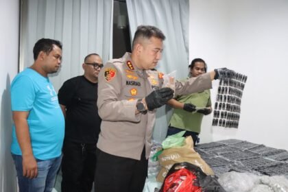 Polisi mengungkap dugaan laboratorium narkotika Clandestine Lab Etomidate di PIK 2, Kabupaten Tangerang, Banten. (ft/ho)