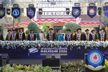 Politeknik Pariwisata (Poltekpar) Makassar merayakan Dies Natalis ke-35 di Lapangan Rektorat Poltekpar Makassar, Sabtu (19/9/2026). (ft/ho)