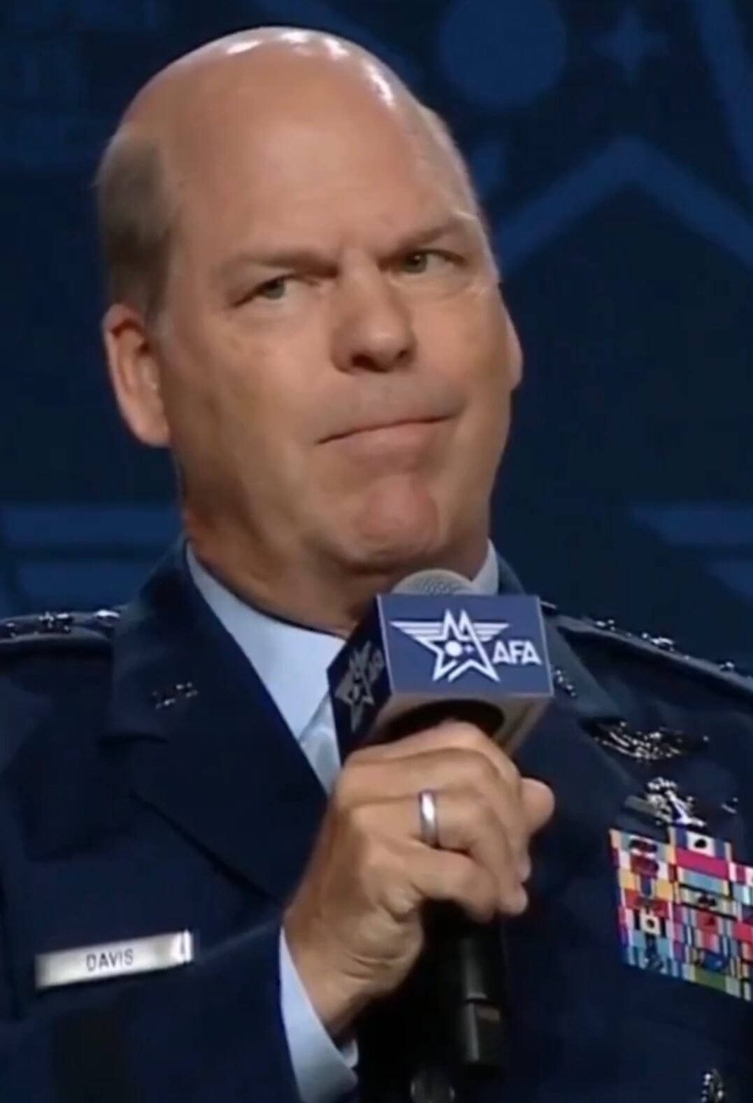 Pentagon Akui B-52 “Dikanibalisasi” untuk Suku Cadang 2 Komandan Air Force Global Strike Command, Jenderal Stephen L. Davis.