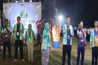 Mahasiswa Poltekpar Makassar mengikuti English Camp 2026 pada 16–17 Oktober untuk meningkatkan kemampuan komunikasi bahasa Inggris melalui kegiatan edukatif dan interaktif.