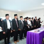 Pengurus IKA UNIMEN 2026-2030 dilantik di Ruang Ujian Kampus I UNIMEN, Jumat (2/10/2026), dorong peran alumni dalam pengembangan kampus. (ft/ho)