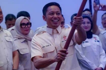 Bupati Enrekang H. Muh. Yusuf Ritangnga pimpin Dewan Pimpinan Cabang (DPC) Himpunan Kerukunan Tani Indonesia (HKTI) Kabupaten Enrekang periode 2026–2031. (ft/ho)