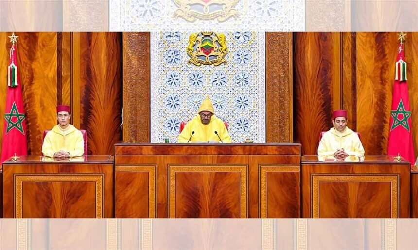 Caption Foto Raja Mohammed VI memimpin pembukaan masa sidang pertama tahun legislatif pertama Parlemen Maroko periode ke-12 di Rabat, Jumat (9/10/2026).