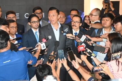 Menko Infrastruktur AHY menyampaikan pandangan tentang integrasi infrastruktur fisik, digital, dan energi dalam ASOCIO Digital & AI Summit 2026 di Jakarta.