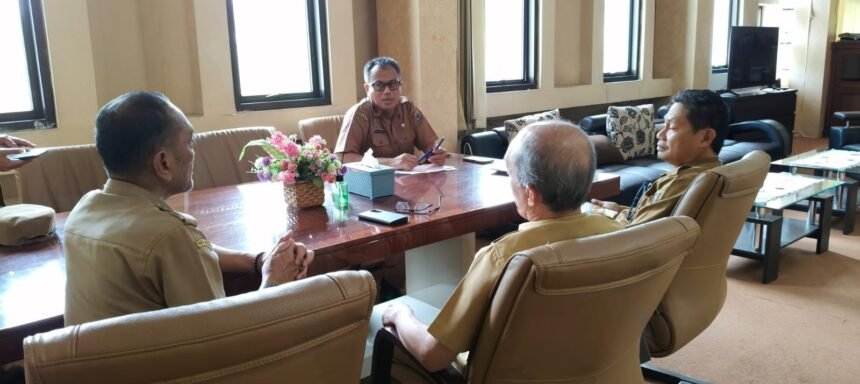 Dua kandidat calon Direktur Perumda Tirta Massenrempulu Enrekang melanjutkan seleksi ke tahap UKK di Makassar.