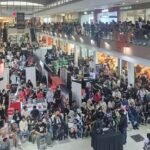 Antusiasme pengunjung memadati area Indonesia Game Experience (IGEX) 2026 di Cihampelas Walk, Bandung, dalam rangkaian pameran industri game dan teknologi digital, 22–25 Oktober 2026.